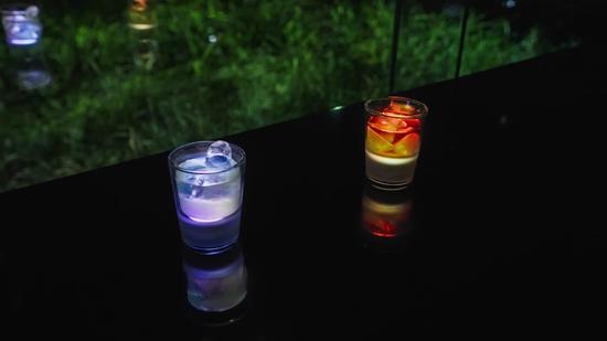 Tea in Spontaneous Order - Osaka